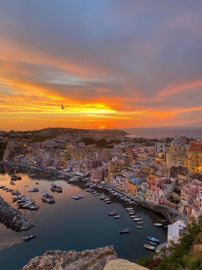 Casa Cinzia In Marina Di Corricella Procida Exterior foto